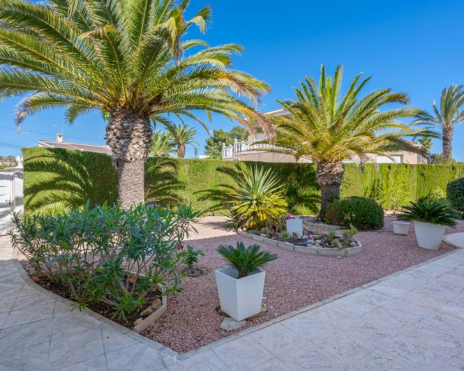 Image No.42-4 Bed Villa for sale