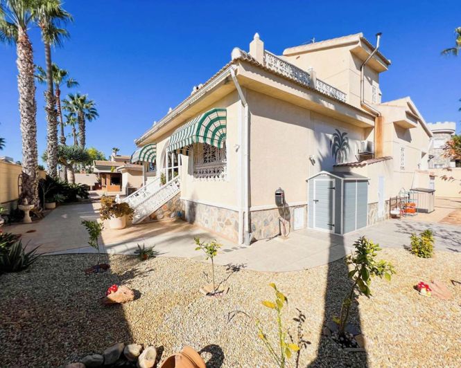 Image No.21-4 Bed Villa for sale