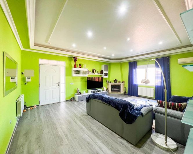 Image No.4-4 Bed Villa for sale