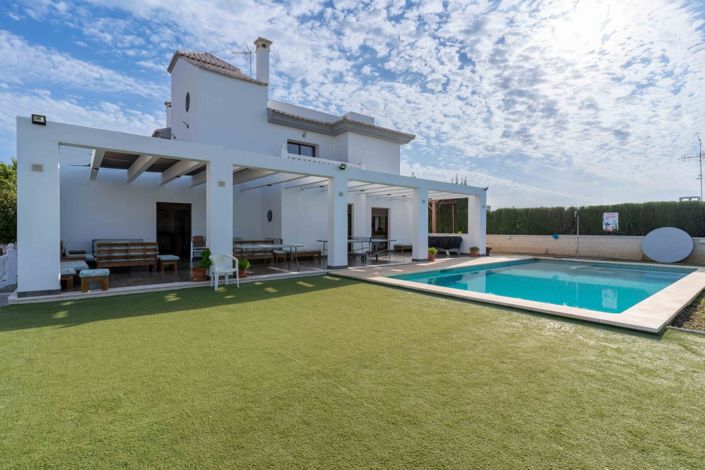 Image No.3-Villa de 5 chambres à vendre à Mijas