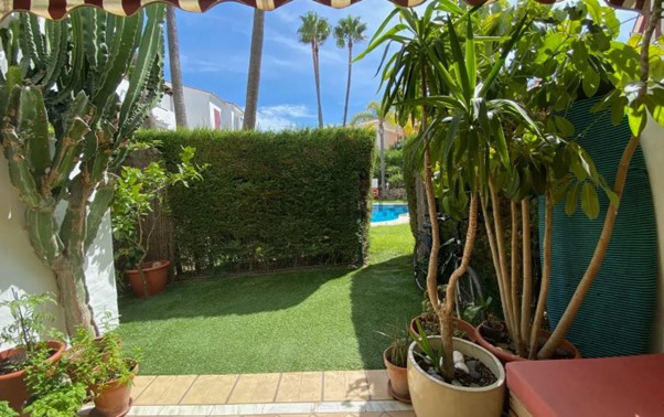 Image No.2-Propriété de 2 chambres à vendre à Estepona