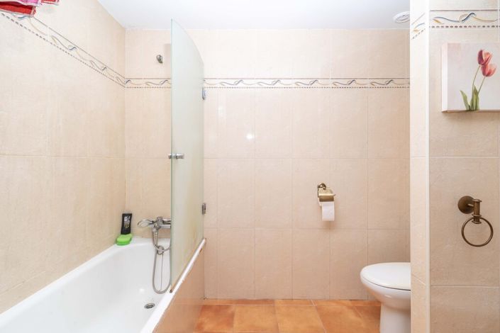 Image No.18-Appartement de 4 chambres à vendre à Estepona