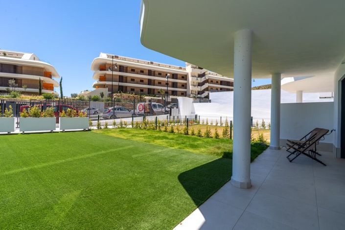 Image No.16-2 Bed Property for sale