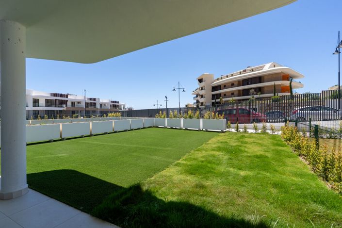 Image No.18-2 Bed Property for sale