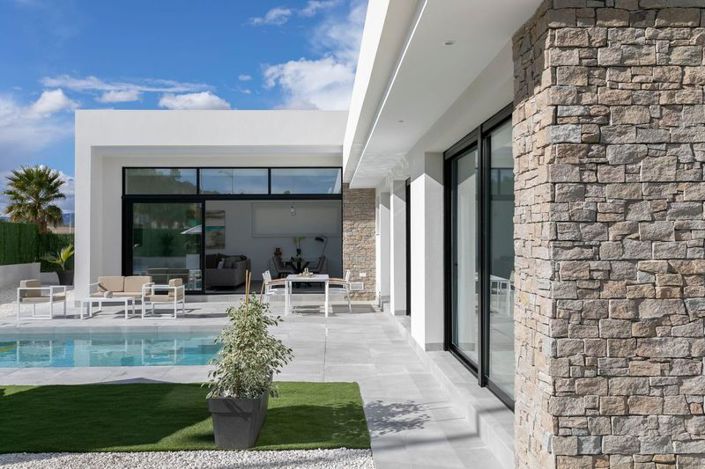 Image No.4-2 Bed Villa for sale