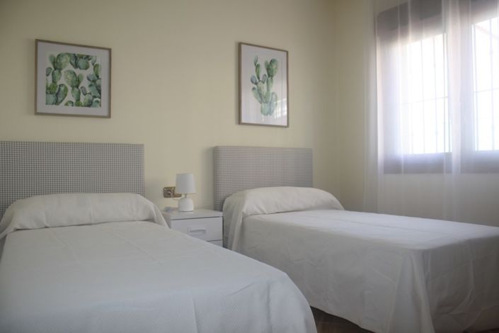 Image No.10-3 Bed Villa for sale
