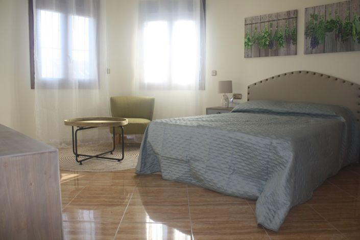 Image No.7-3 Bed Villa for sale