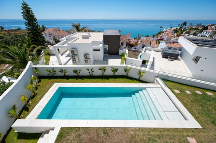 Image No.14-4 Bed Villa for sale