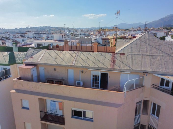 Image No.2-3 Bed Property for sale