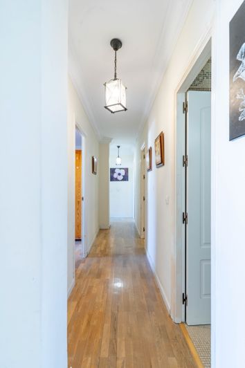Image No.11-3 Bed Property for sale