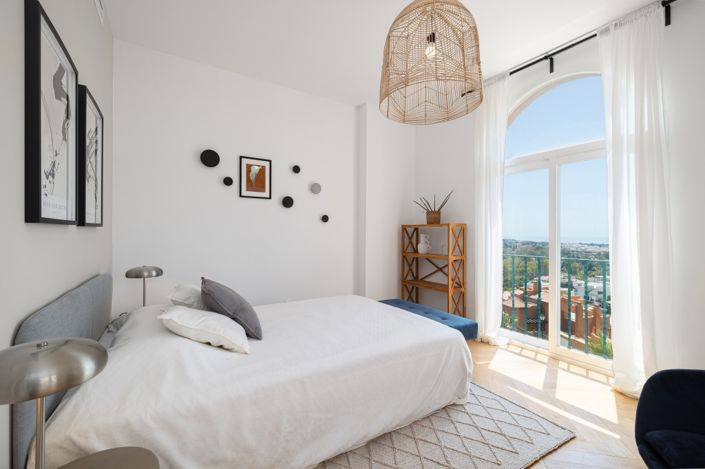 Image No.23-3 Bed Property for sale