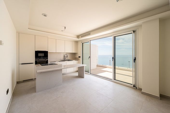 Image No.3-2 Bed Property for sale