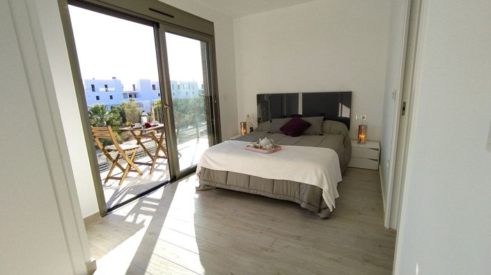 Image No.9-3 Bed Villa for sale