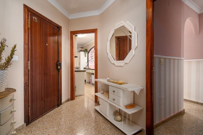 Image No.23-3 Bed Apartment for sale