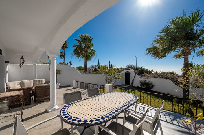 Image No.4-2 Bed Villa for sale