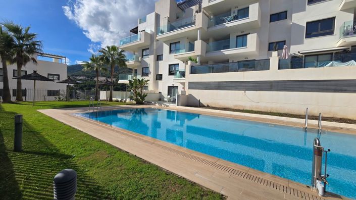 Image No.27-2 Bed Property for sale
