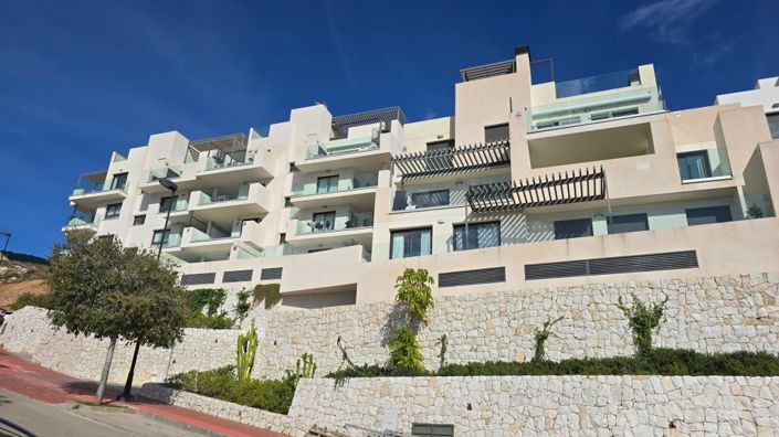 Image No.29-2 Bed Property for sale