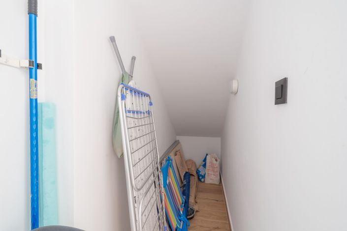 Image No.16-3 Bed Property for sale