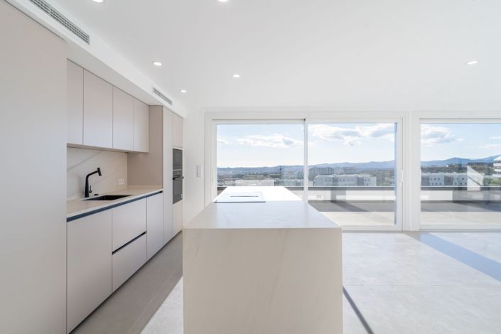 Image No.34-3 Bed Property for sale