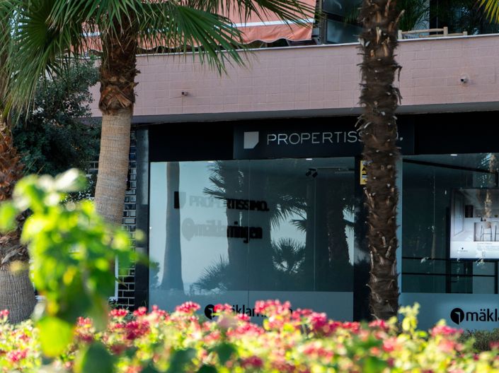Image No.27-2 Bed Property for sale