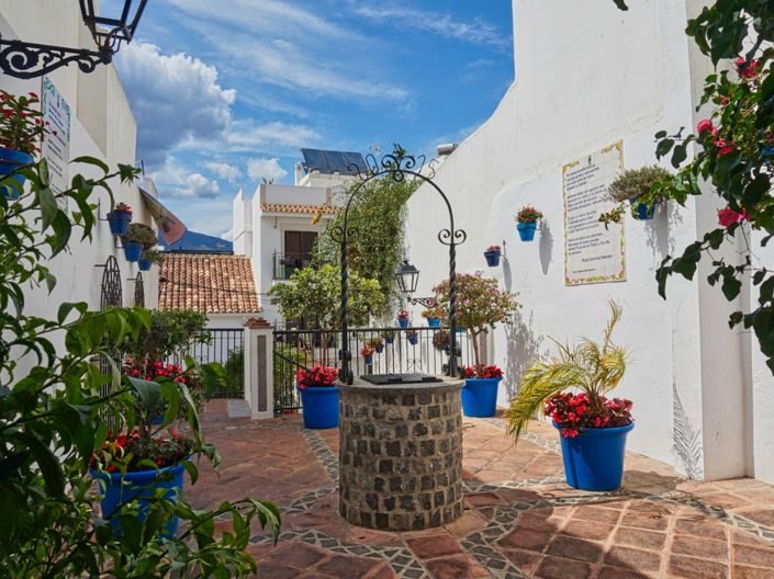 Image No.52-2 Bed Property for sale