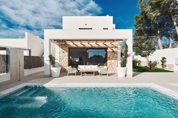 Image No.2-3 Bed Villa for sale