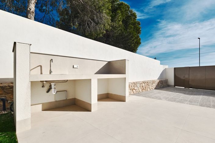 Image No.22-3 Bed Villa for sale