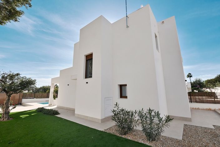 Image No.23-3 Bed Villa for sale