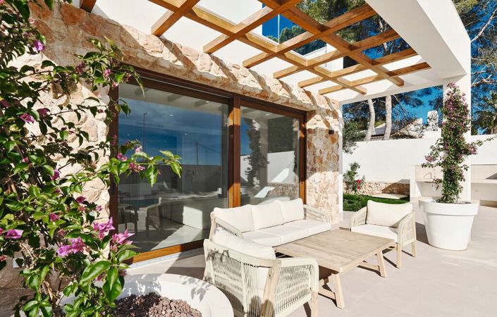 Image No.3-3 Bed Villa for sale