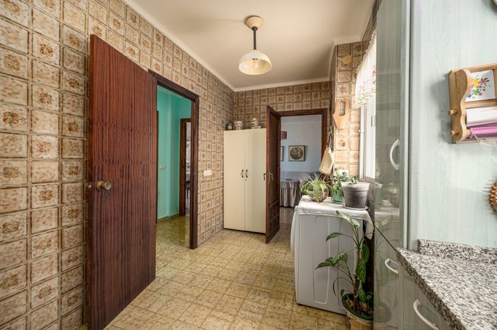 Image No.12-3 Bed Apartment for sale