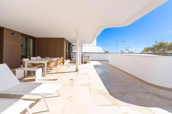 Image No.3-Appartement de 4 chambres à vendre à Estepona