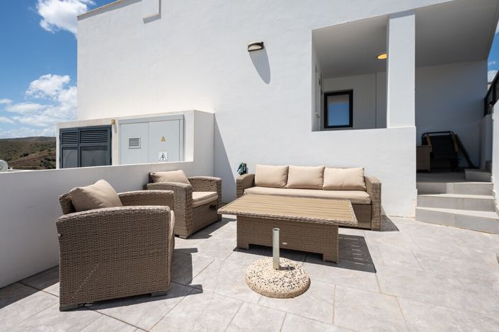 Image No.4-2 Bed Apartment for sale
