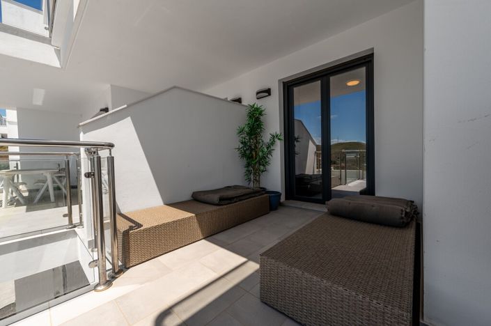 Image No.5-2 Bed Apartment for sale