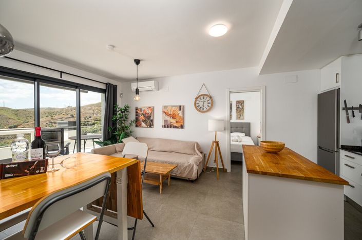 Image No.9-2 Bed Apartment for sale