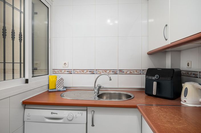 Image No.10-2 Bed Apartment for sale