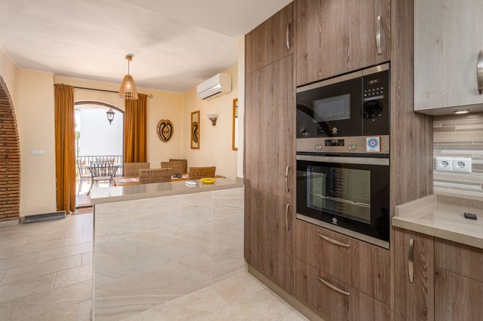 Image No.4-Villa de 3 chambres à vendre à Nerja