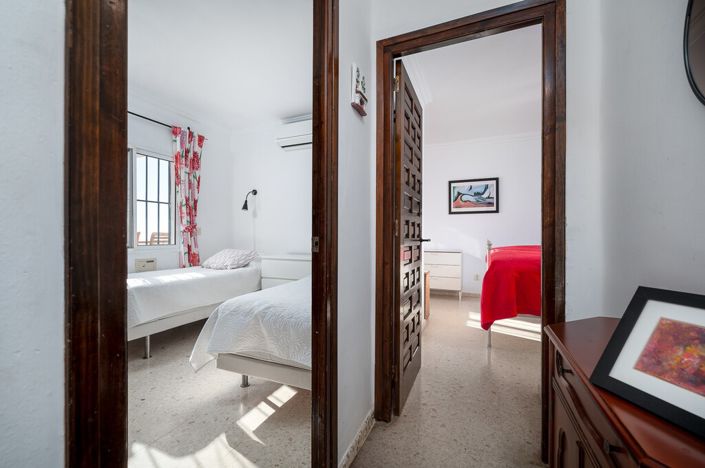 Image No.10-2 Bed Apartment for sale