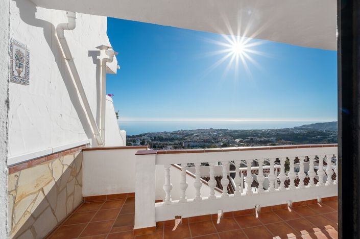 Image No.23-2 Bed Apartment for sale