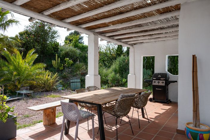 Image No.17-3 Bed Villa for sale