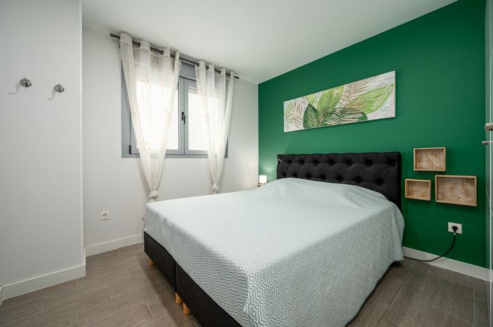 Image No.9-3 Bed Apartment for sale