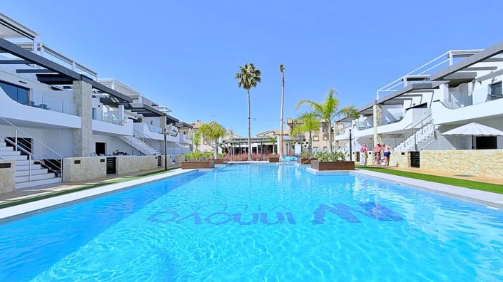 Image No.2-2 Bed Property for sale