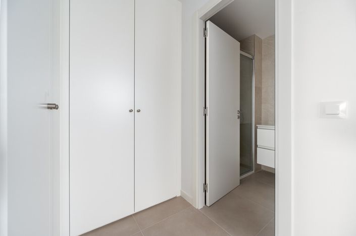 Image No.20-2 Bed Apartment for sale