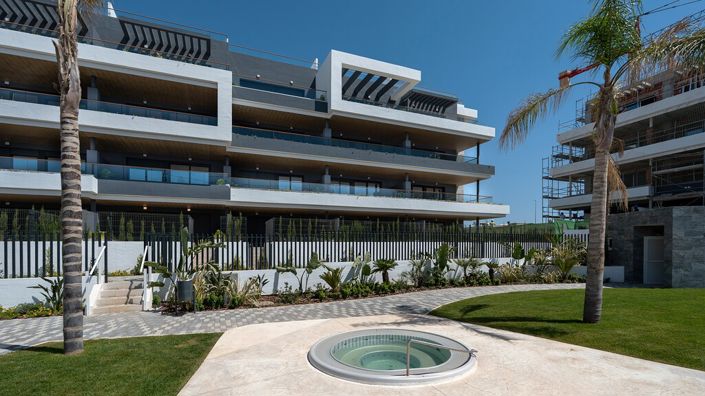 Image No.16-3 Bed Property for sale