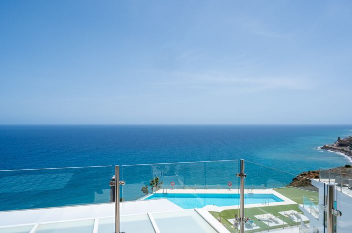 Image No.20-2 Bed Apartment for sale