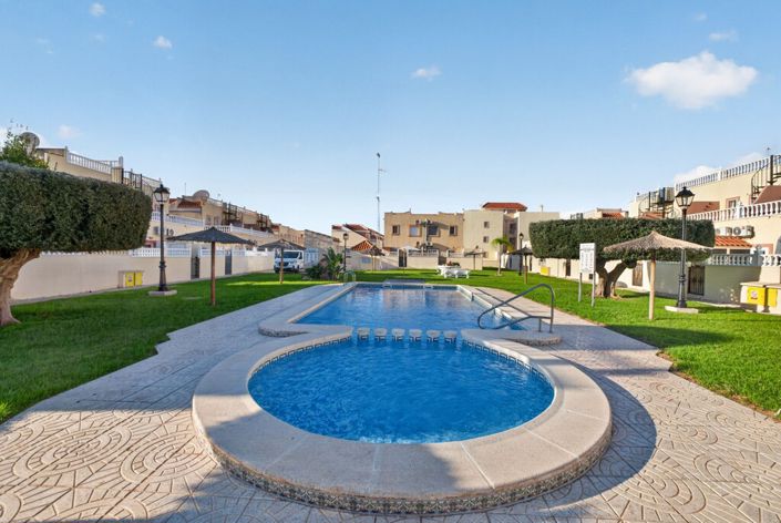 Image No.31-2 Bed Property for sale