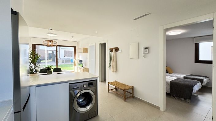 Image No.6-2 Bed Property for sale