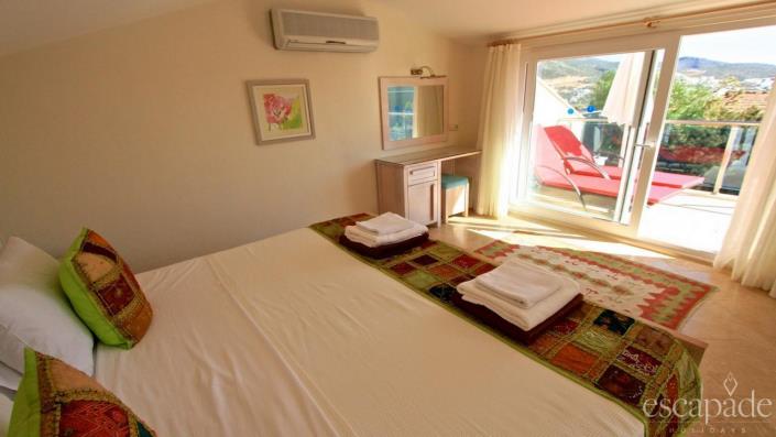 Image No.18-2 Bed Apartment for sale