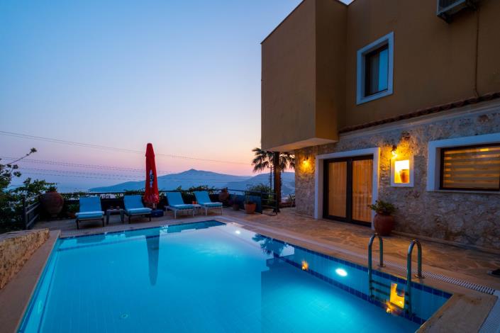 Image No.5-Villa / Détaché de 2 chambres à vendre à Kalkan