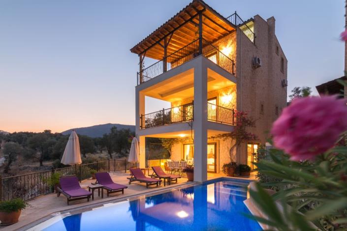 Image No.3-4 Bed Villa / Detached for sale