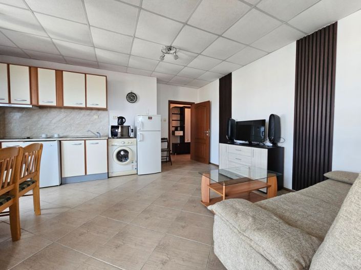Image No.2-Propriété de 2 chambres à vendre à Sunny Beach